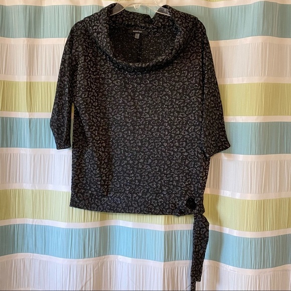 August Silk Leopard Blouse Cowl Neck Sz Med - Picture 7 of 7